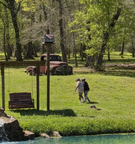 texas-farm-tour-guests